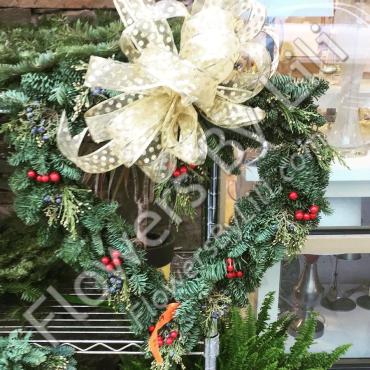 Heart-Shaped & Red Berries Wreath