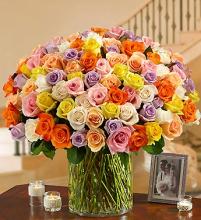 100 Premium Multicolored Roses in a Vase