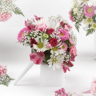 Bridesmaid Bouquet (Wedding-To-Go)