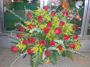 Classic Long Stemmed Roses Basket