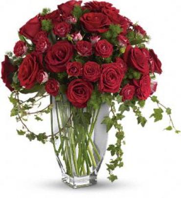 Rose Romanesque Bouquet - Premium Red Roses